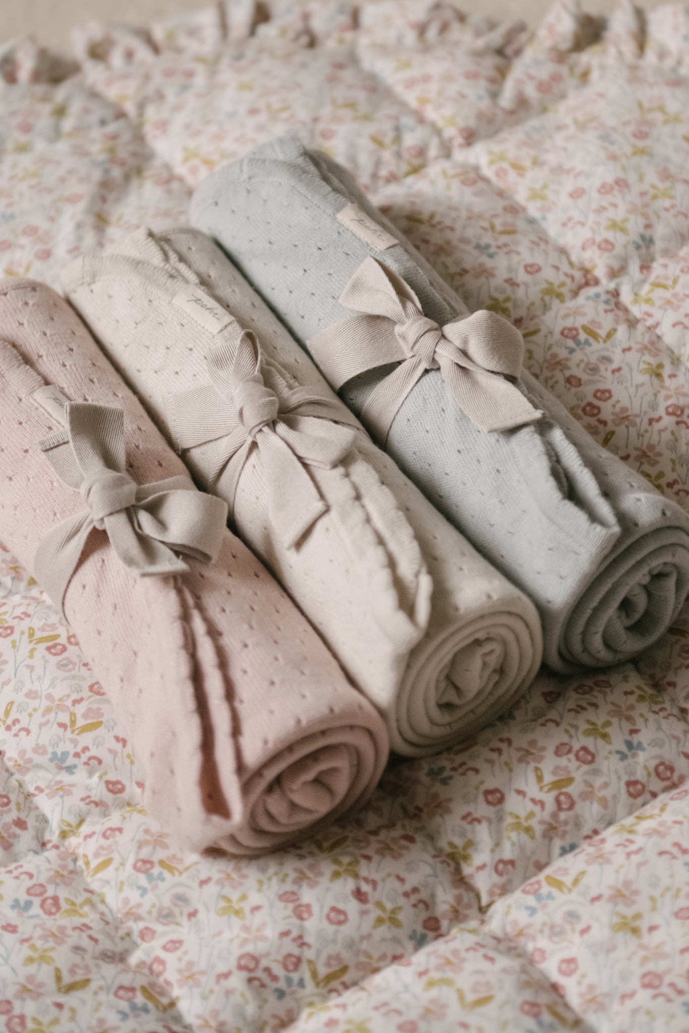 Pehr-Dotty Knit Blanket-Natural-3