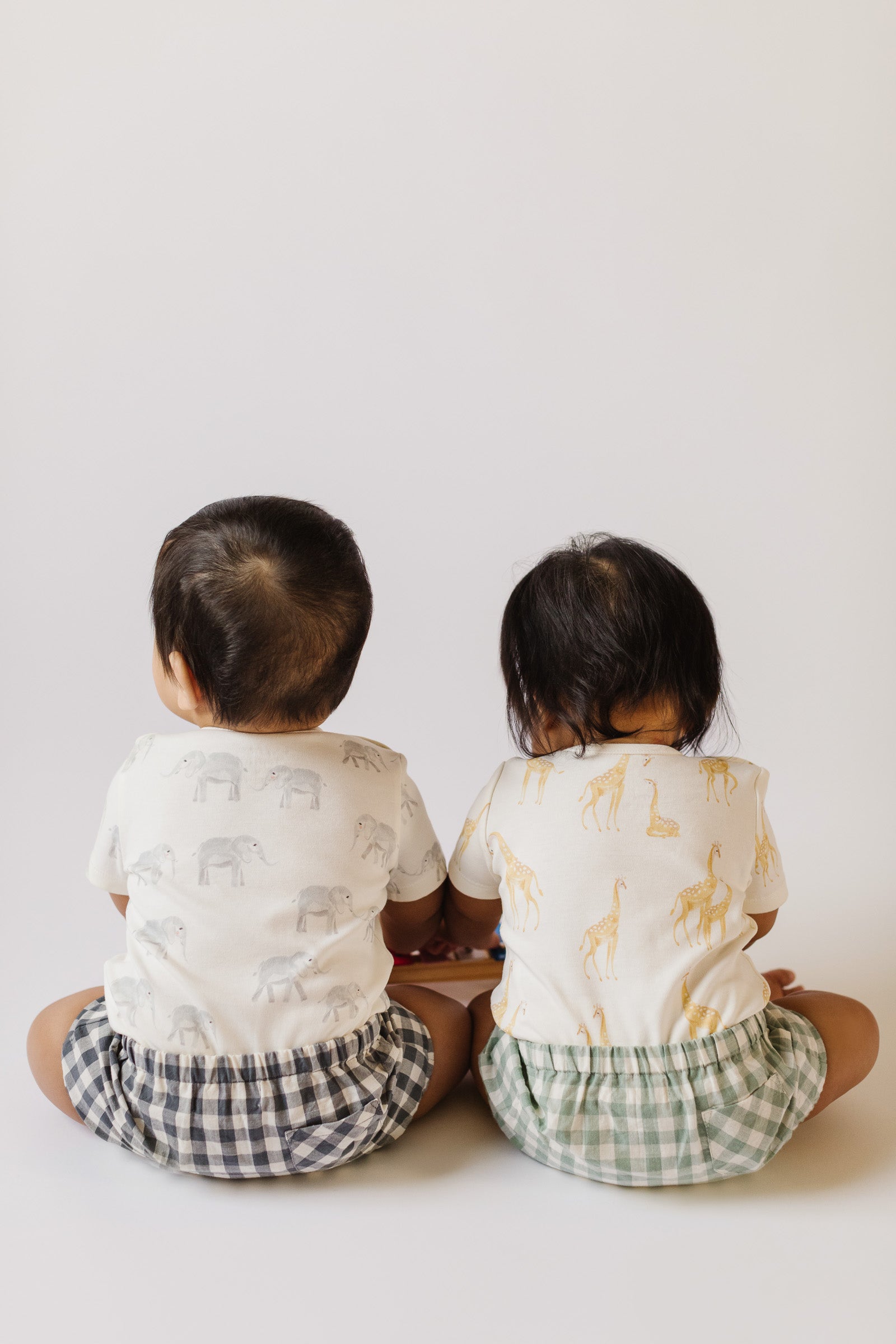 Pehr-Short Sleeve Shoulder Snap One-Piece-Follow Me Giraffe-7