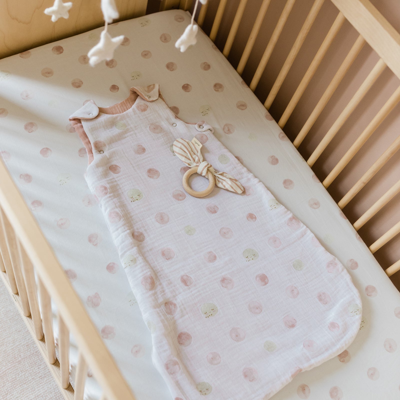 Swaddle Alternatives: Tips & Tricks for What to Do if Your Newborn Hates Swaddles