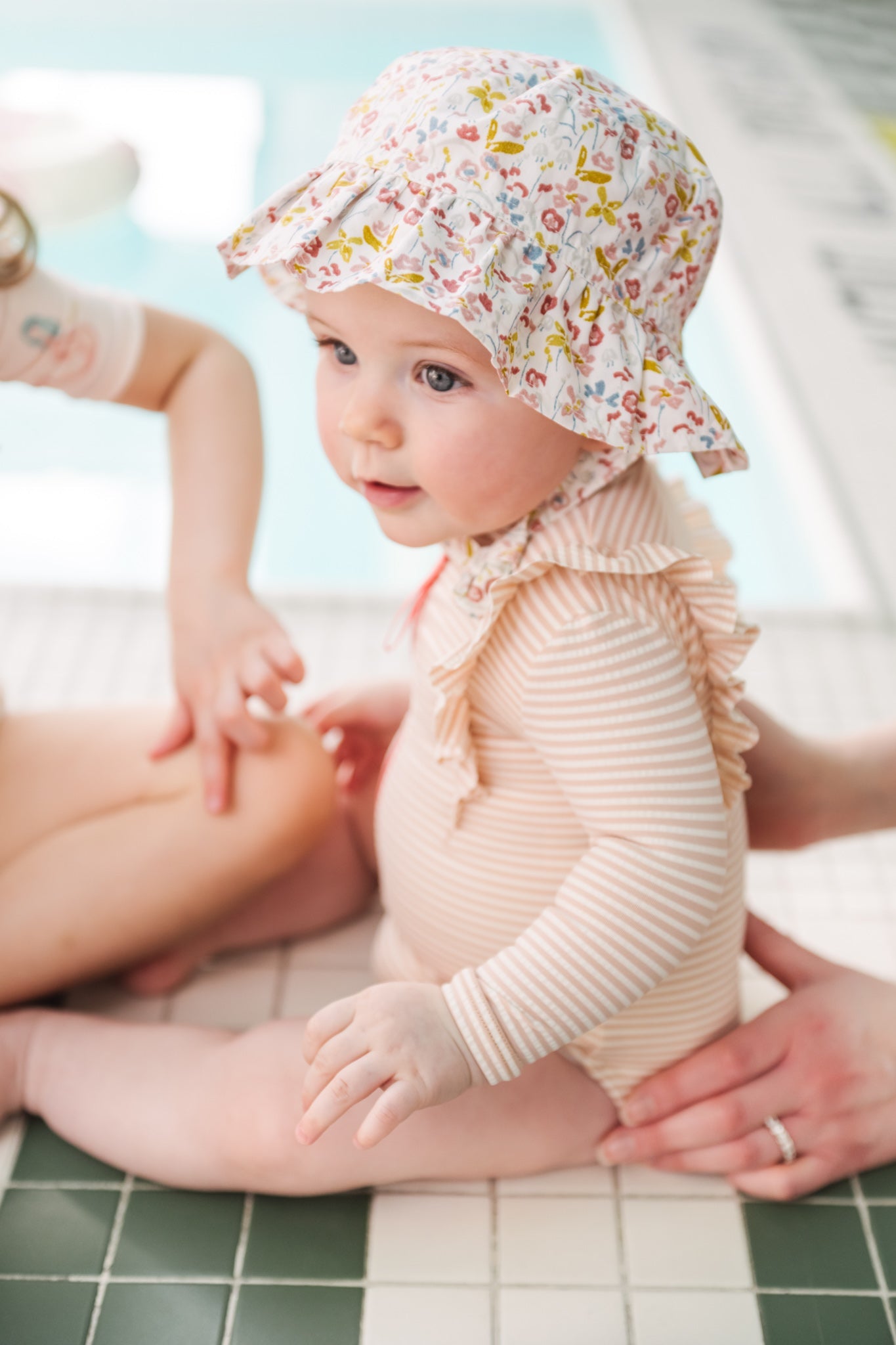 Ruffle Bucket Hat - Floret