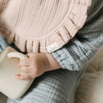 Muslin Ruffle Bib Set of 2 - Fawn & Sienna