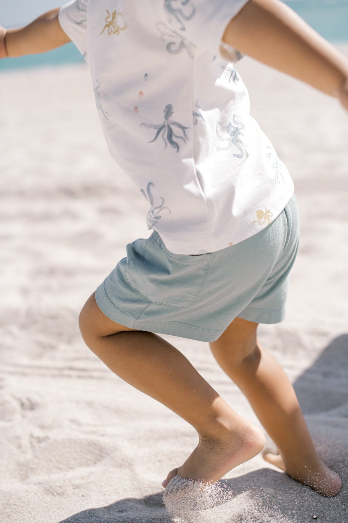 garment dye short deep sea