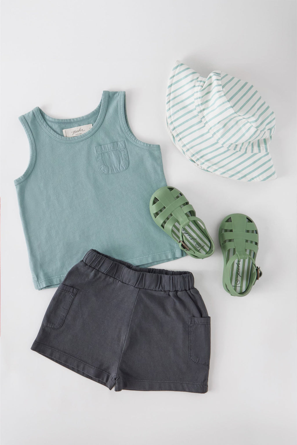 garment dye short ink blue