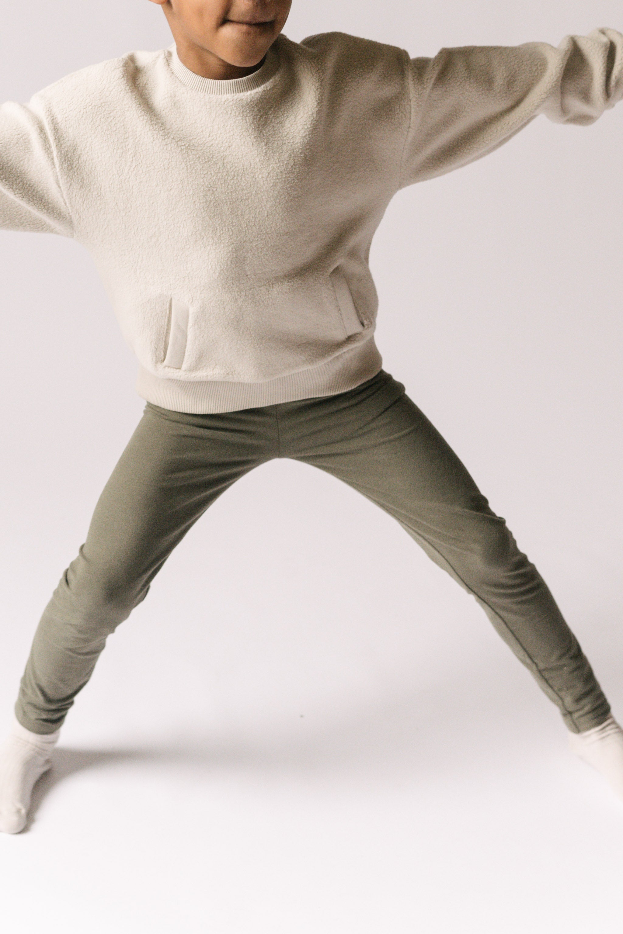 Essentials Kids Legging - Olive