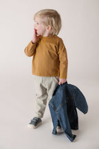 garment dye dropped shoulder long sleeve caramel