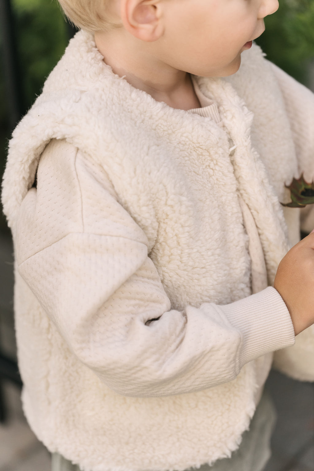 sherpa vest natural