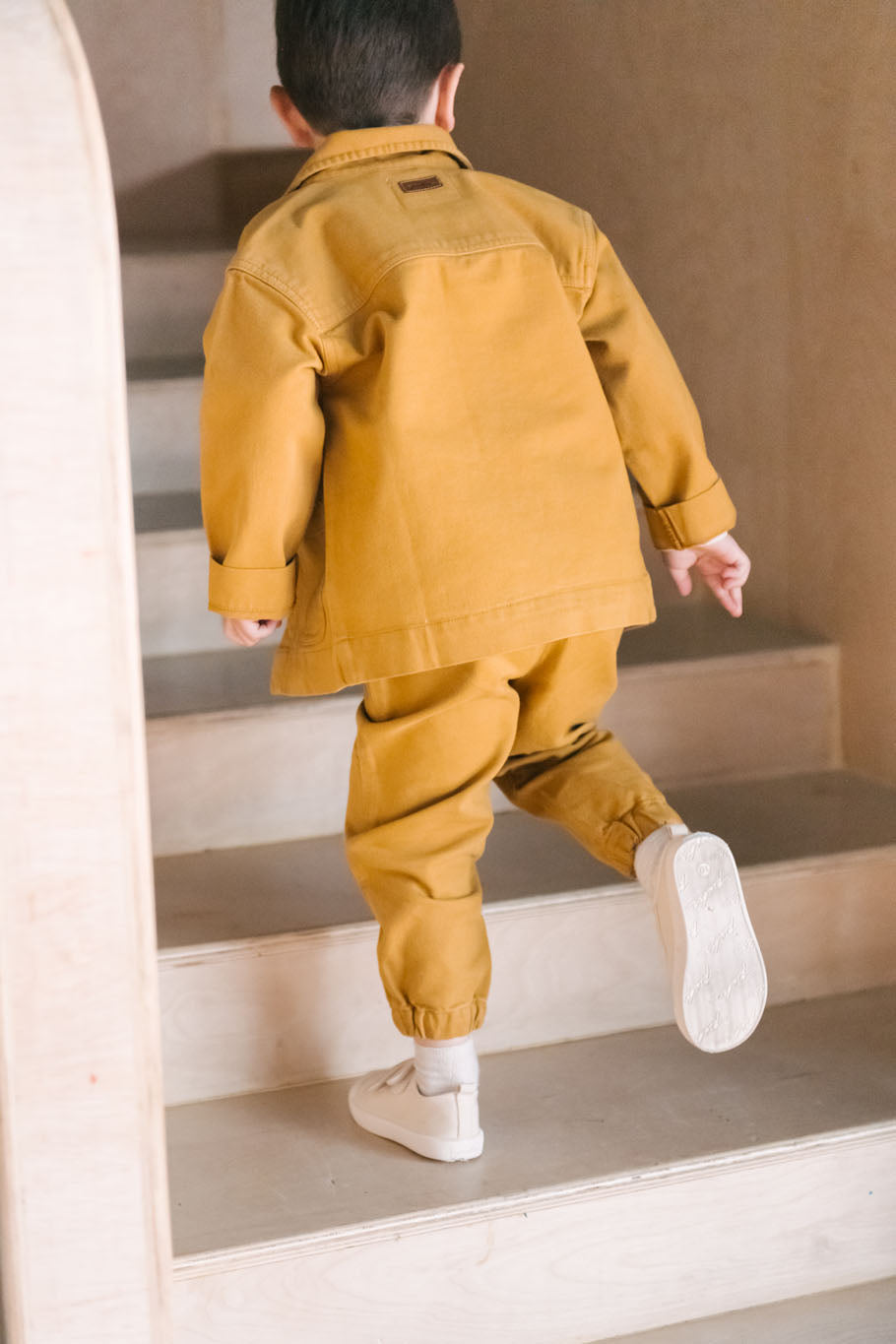 baby vintage twill baby chore jacket caramel
