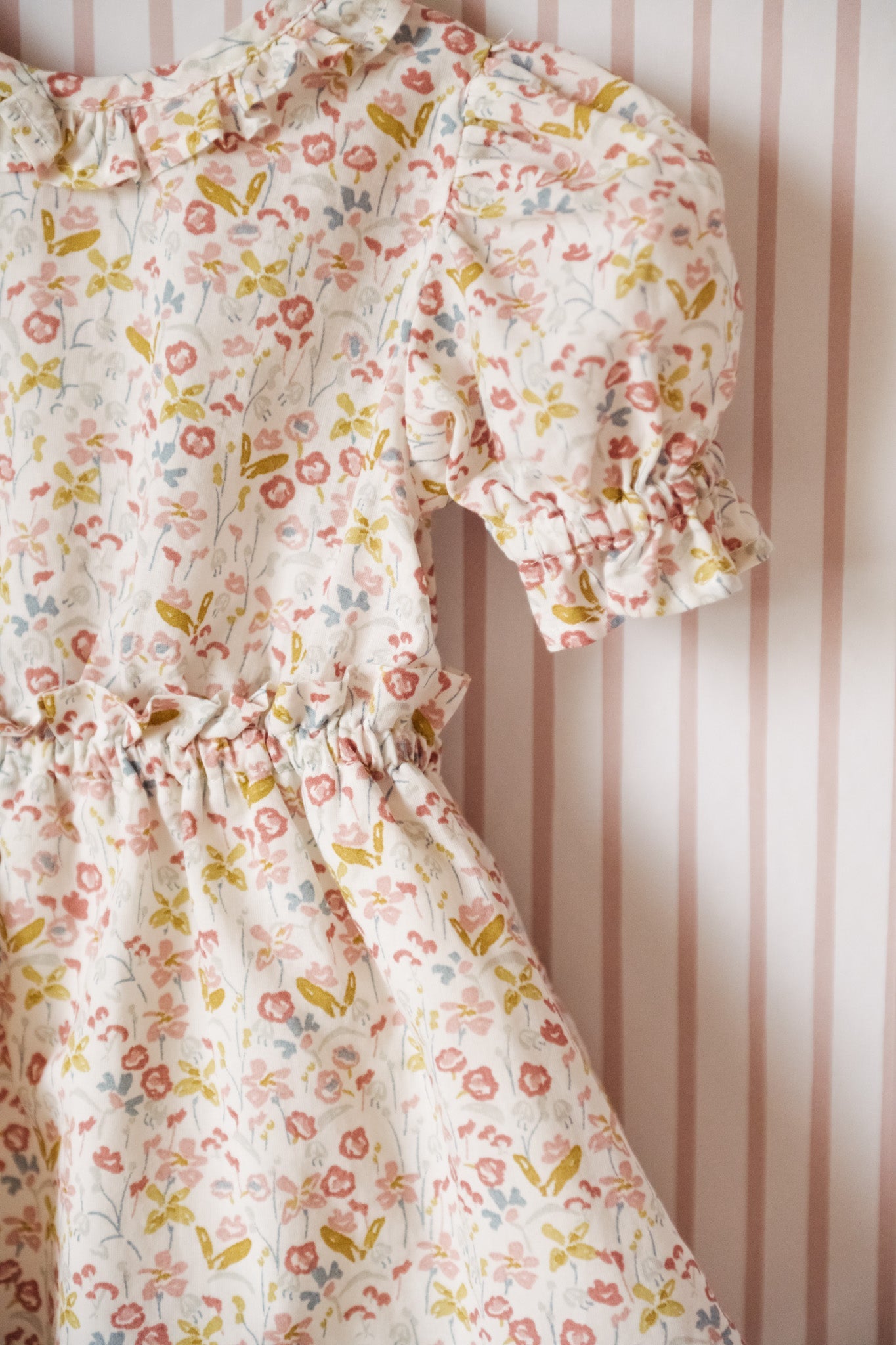 Ruffle Puff Sleeve Dress - Floret