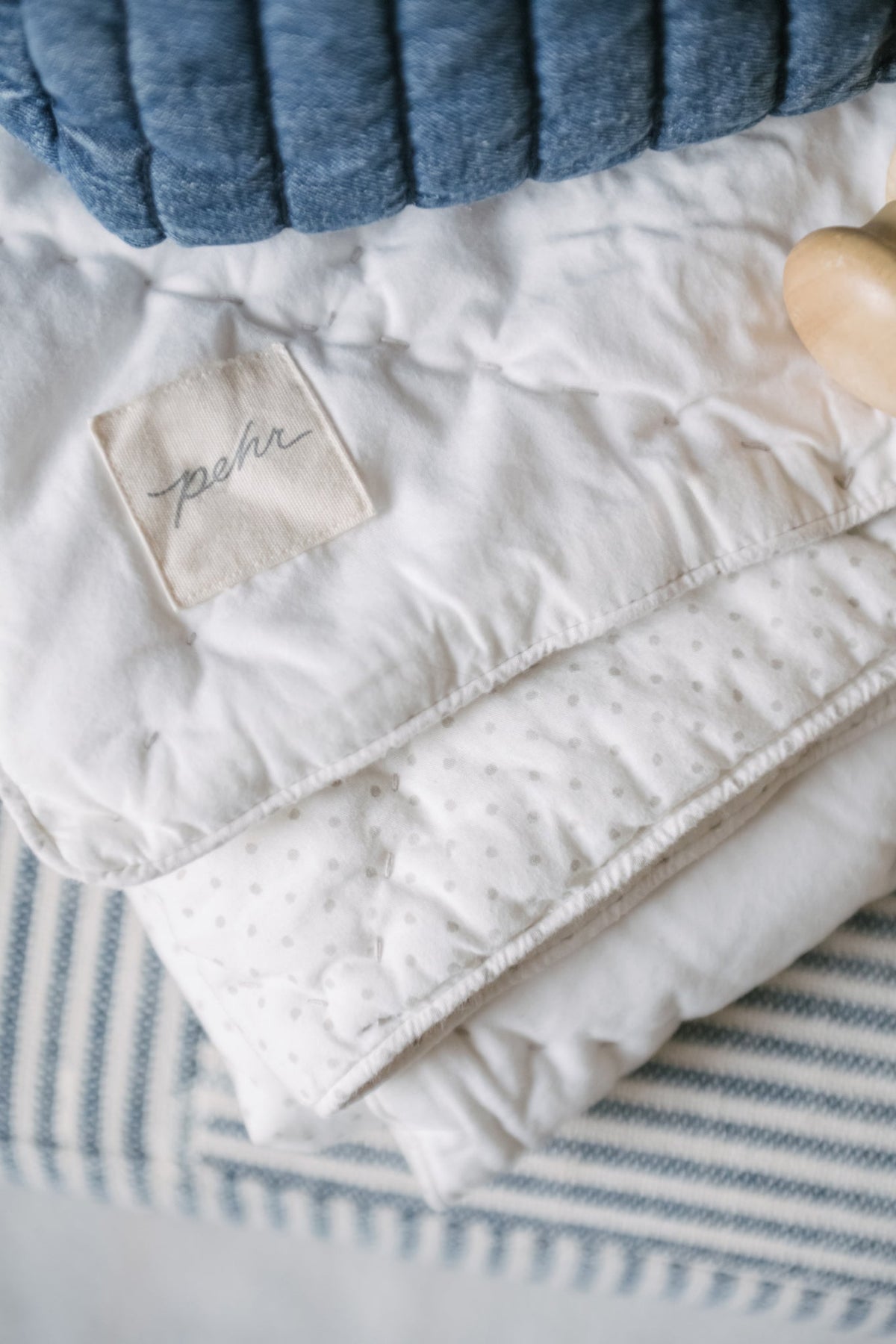 pin dot blanket pebble
