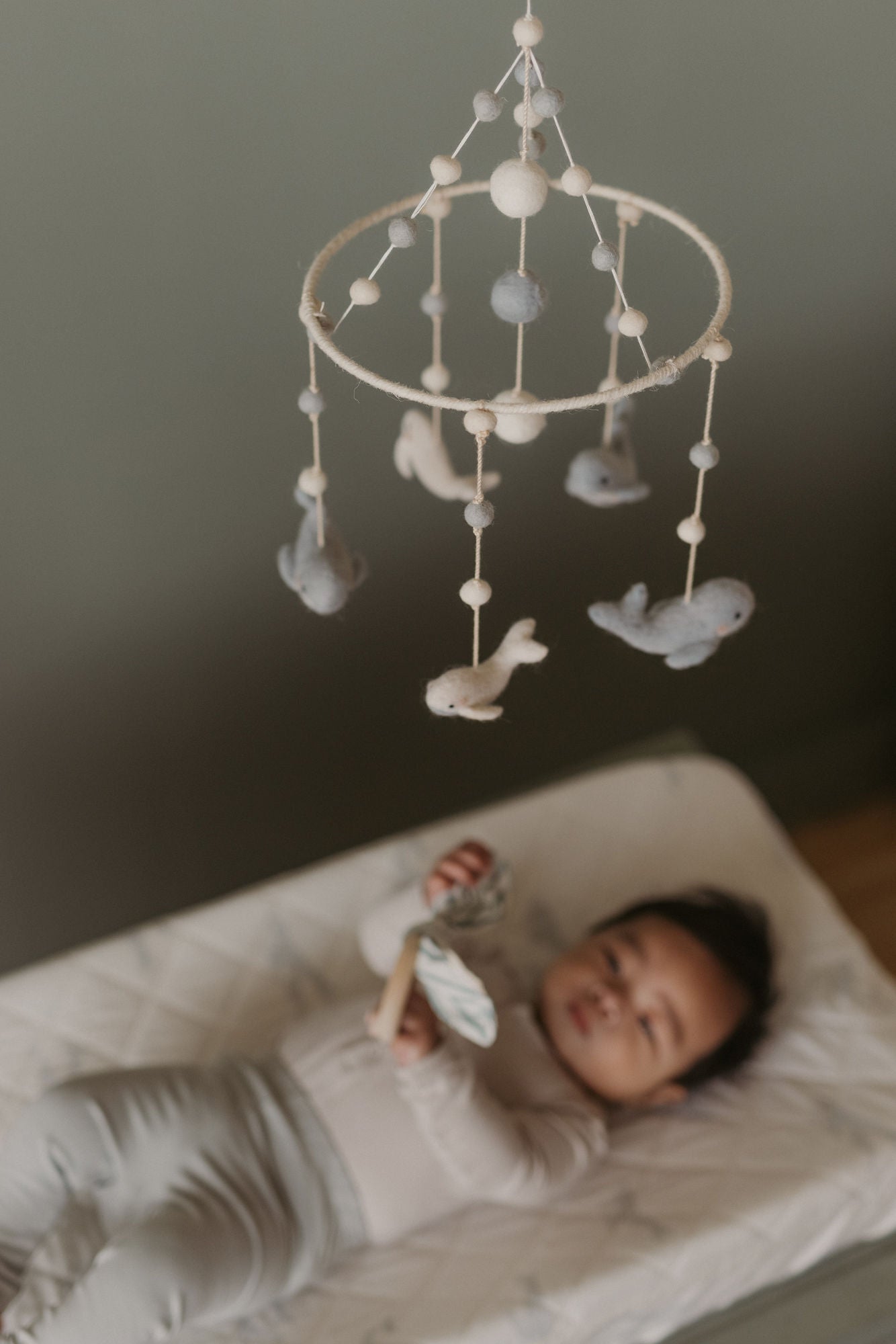 Classic Mobile - Follow Me Whale