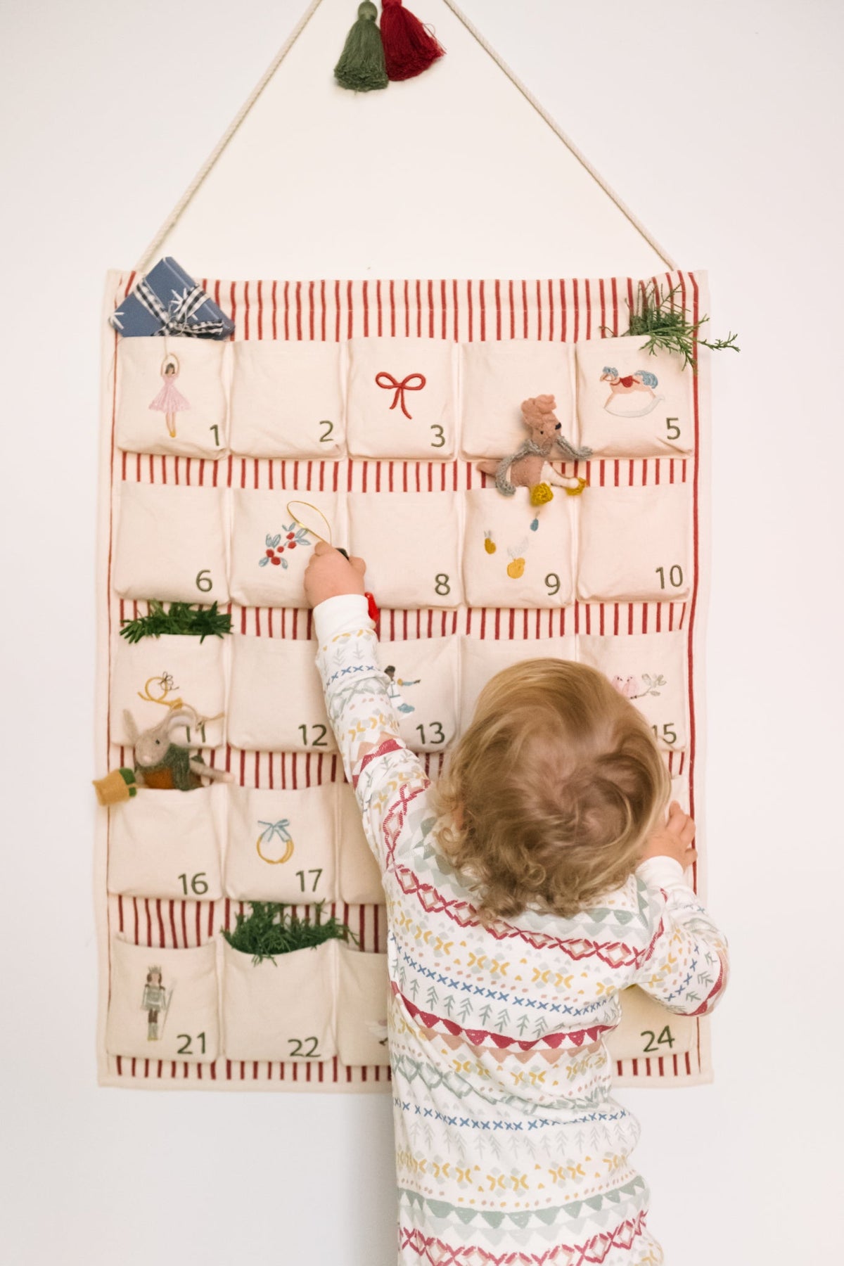 advent calendar partridge in a pehr tree