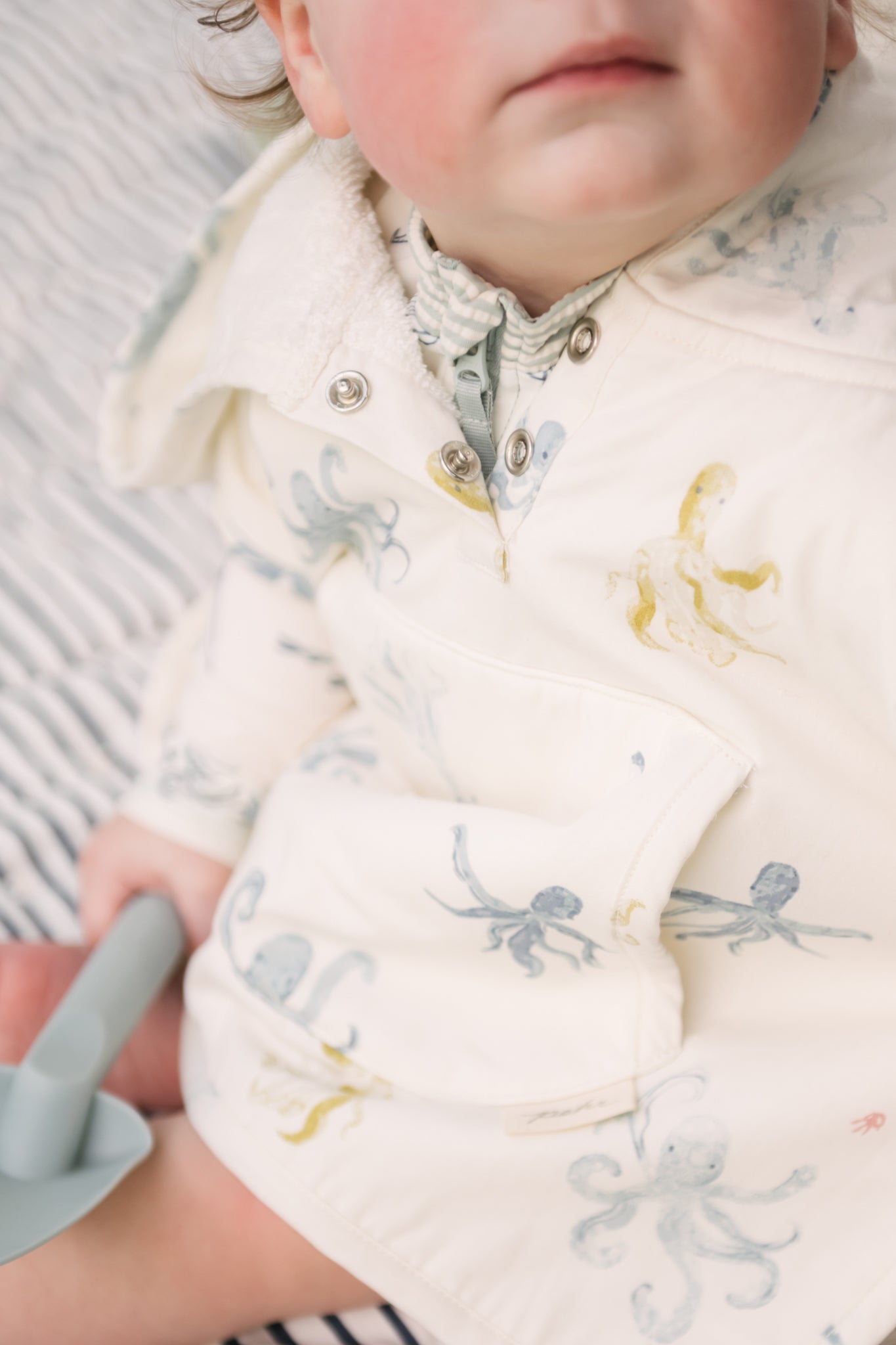 Hooded Poncho Towel - Octopus Oasis