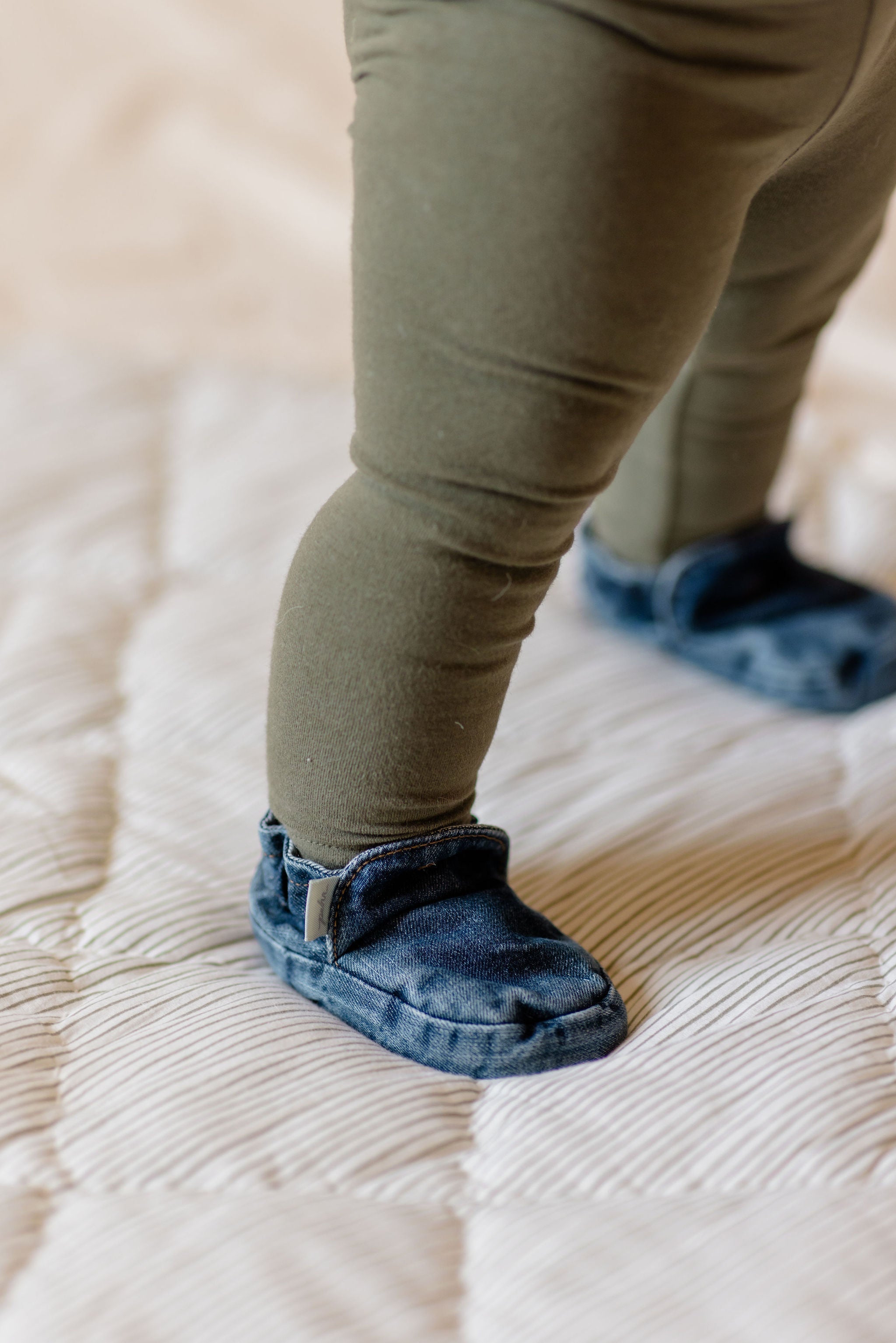 Essentials Legging - Olive