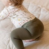 Essentials Legging - Olive
