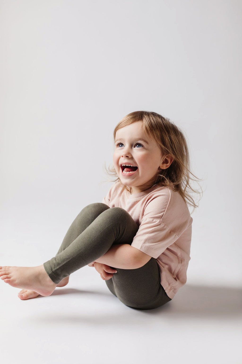 essentials legging olive