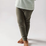 Essentials Legging - Olive