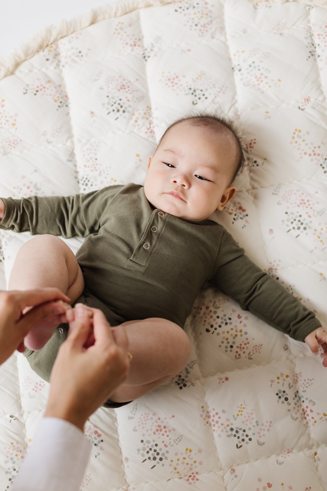 Essentials One-Piece - Olive