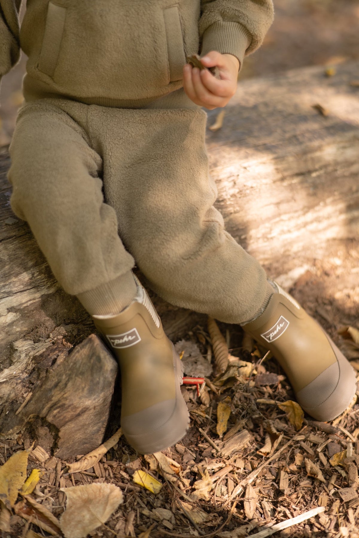 pathfinder boot moss