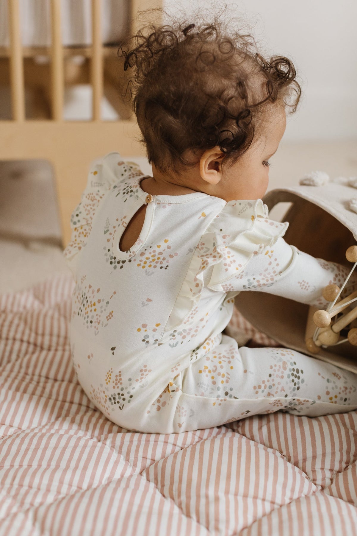 baby flutter romper flower patch