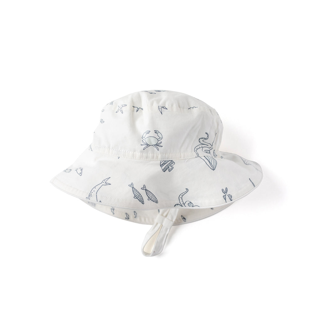 bucket hat life aquatic in blues pattern