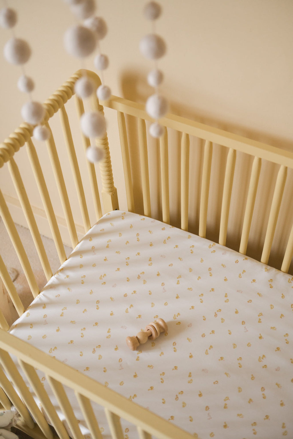 crib sheet cheerful chick
