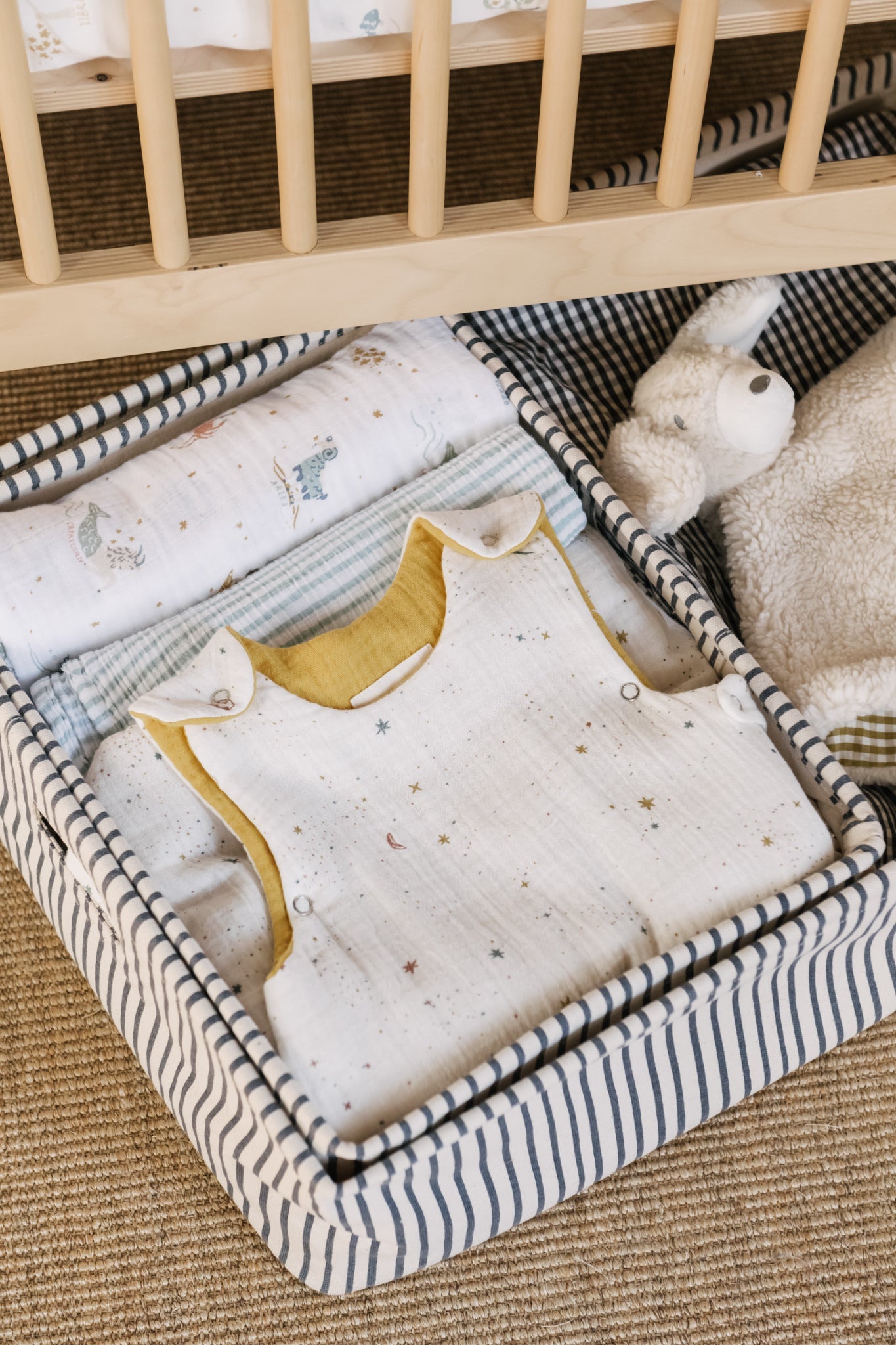 Organic Cotton Muslin Swaddle - Zodiac