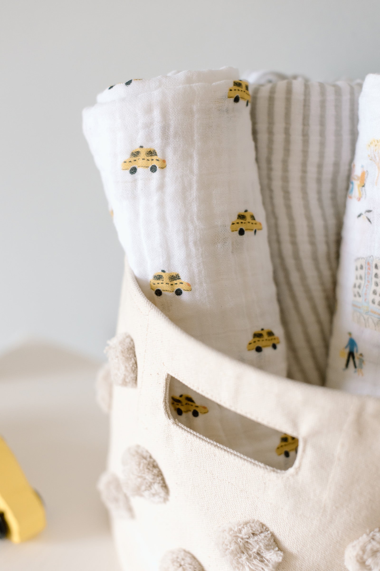 Organic Cotton Muslin Swaddle - New York Minute
