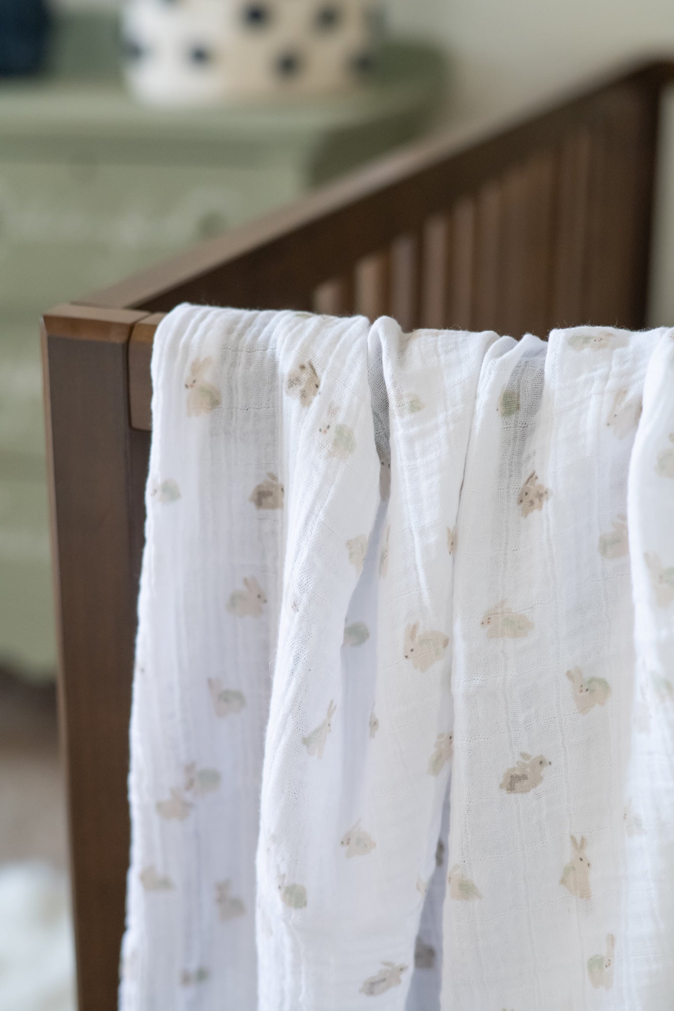 Organic Cotton Muslin Swaddle - Hoppy Bunny