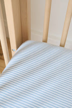 seersucker crib sheet marine blue