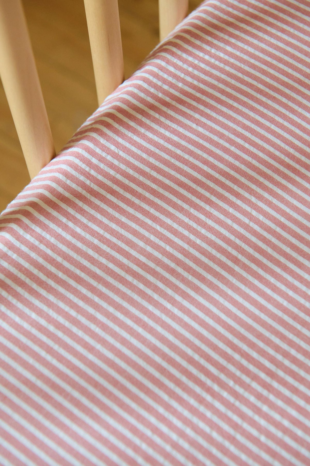 seersucker crib sheet anchor red