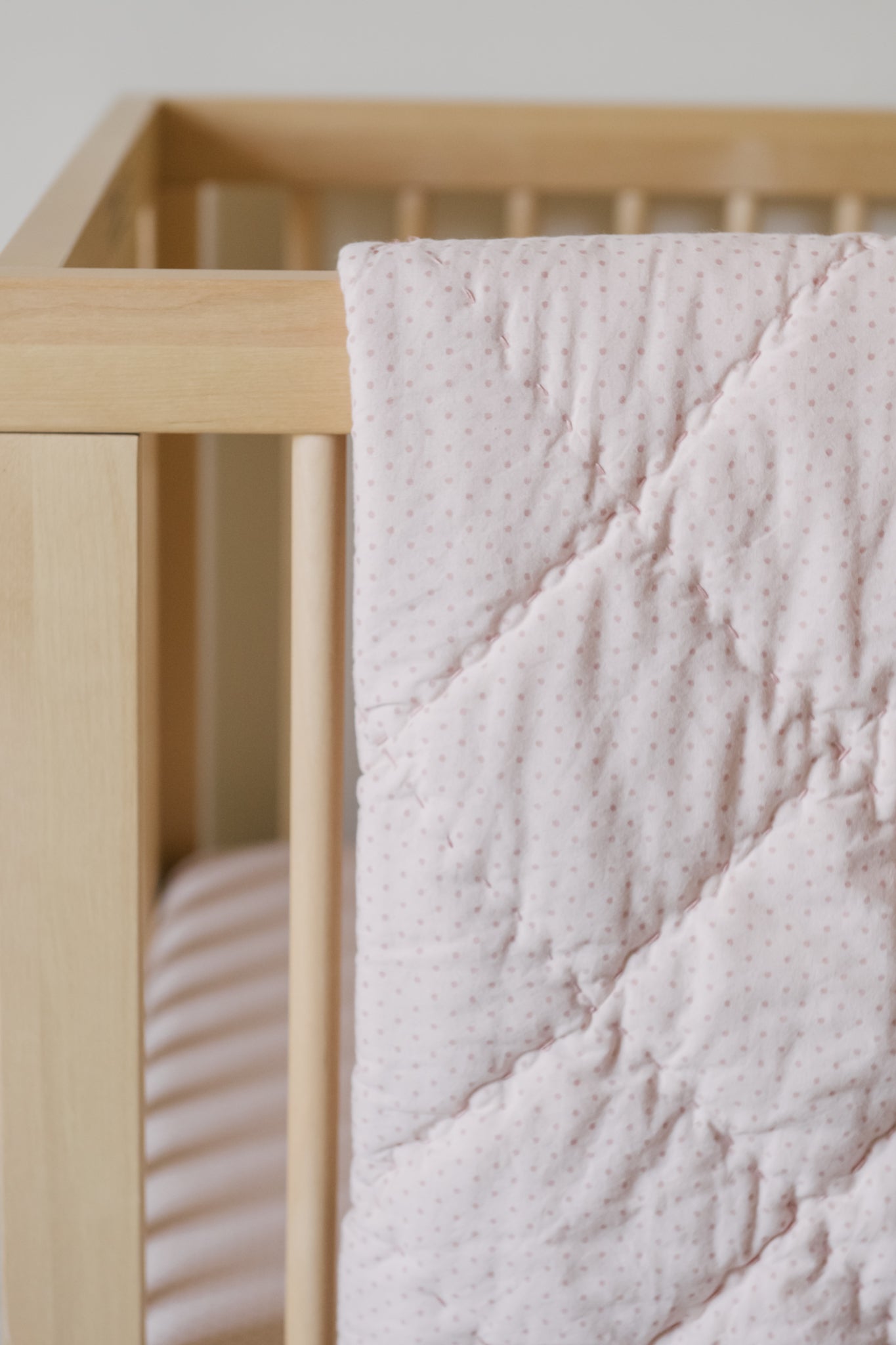 Pin Dot Blanket - Pin Dot Peony