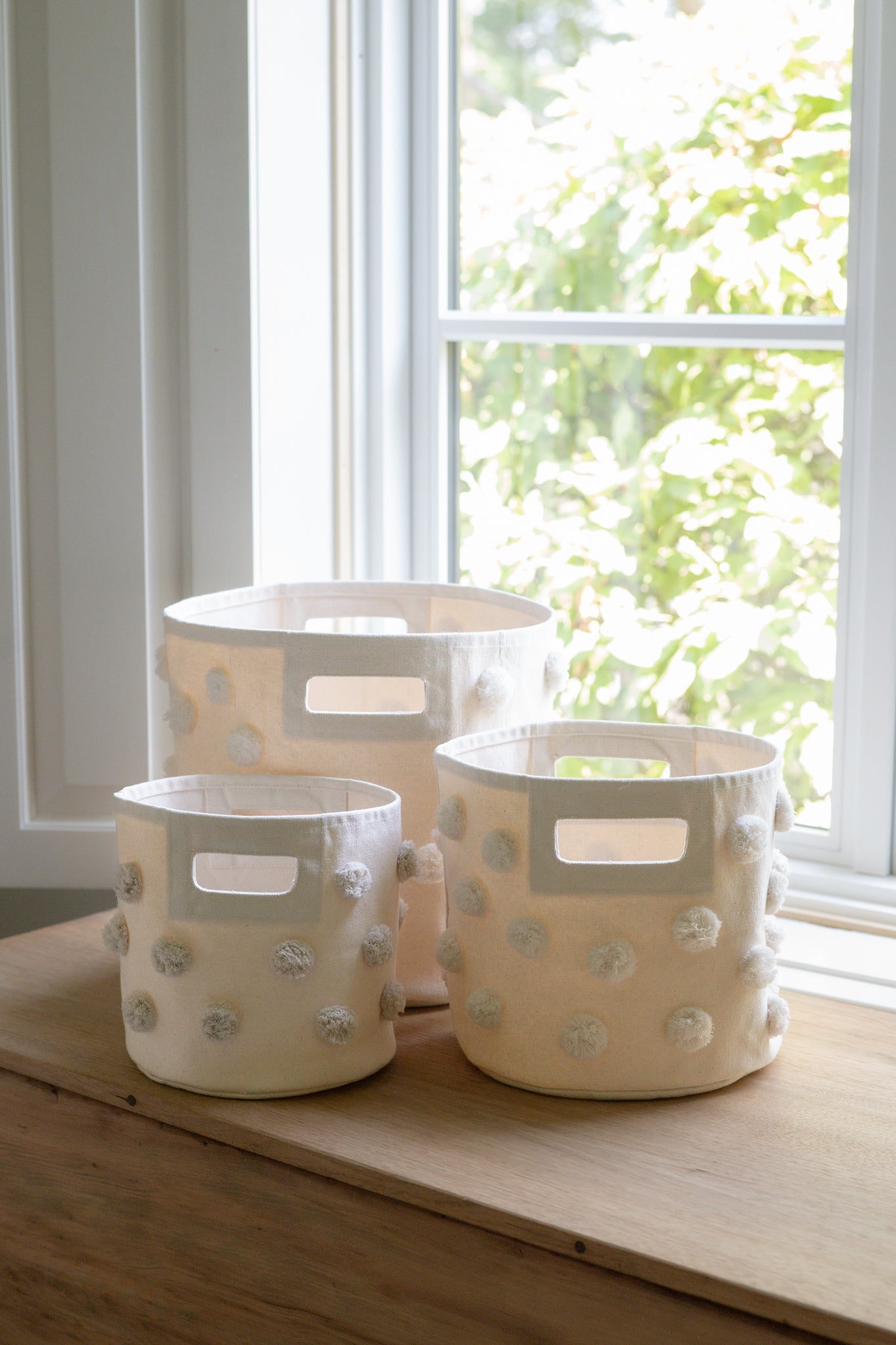 Pom Pom Basket - Bin - Natural