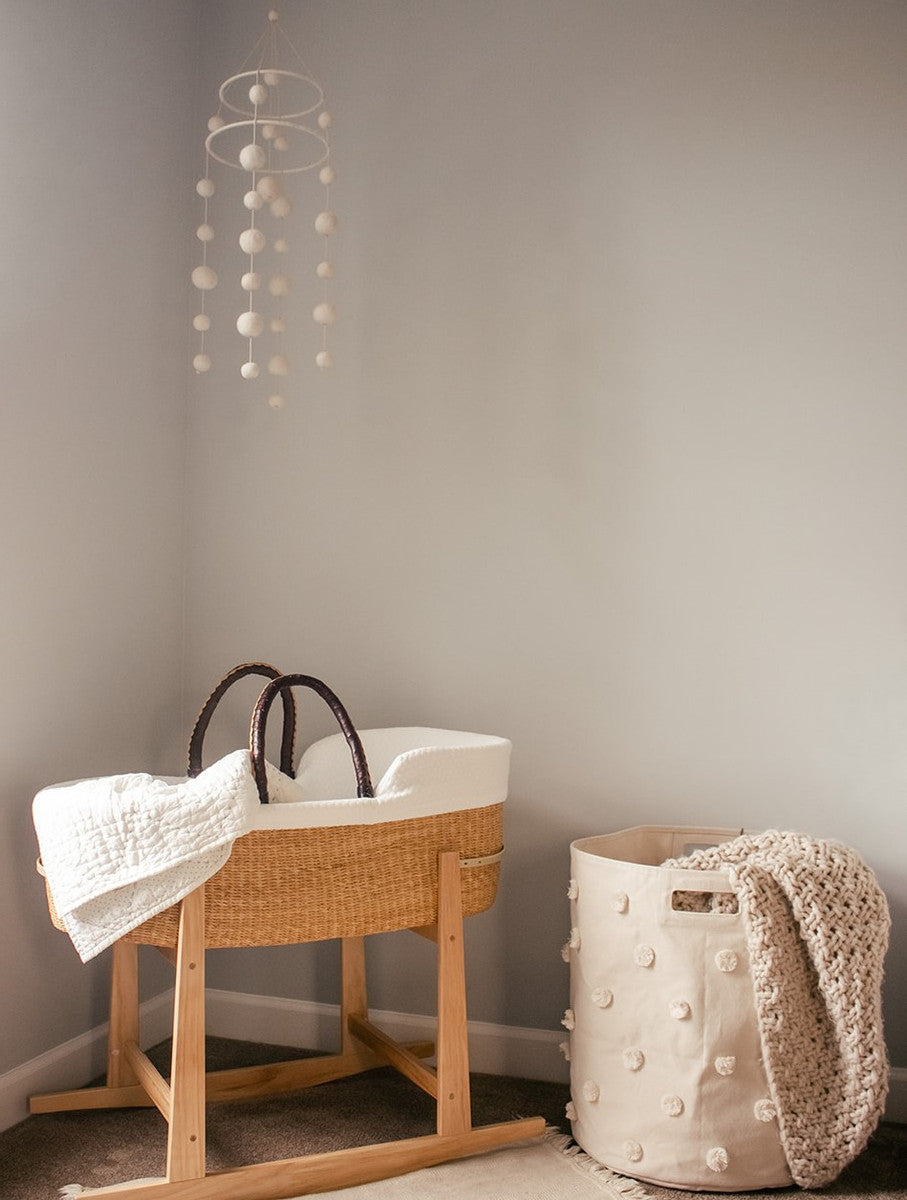Pom Pom Basket - Hamper - Natural