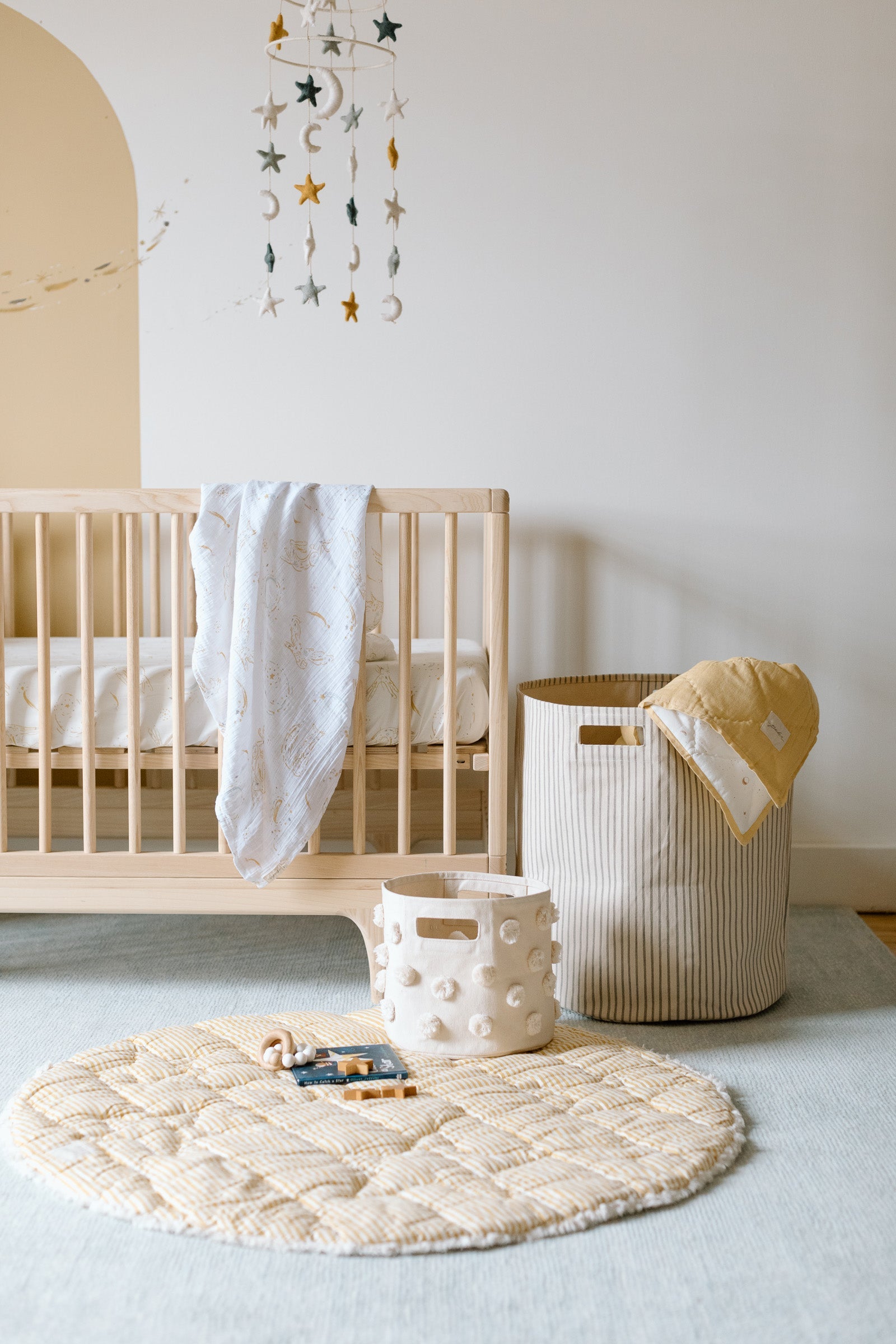 Pom Pom Basket - Pint - Natural