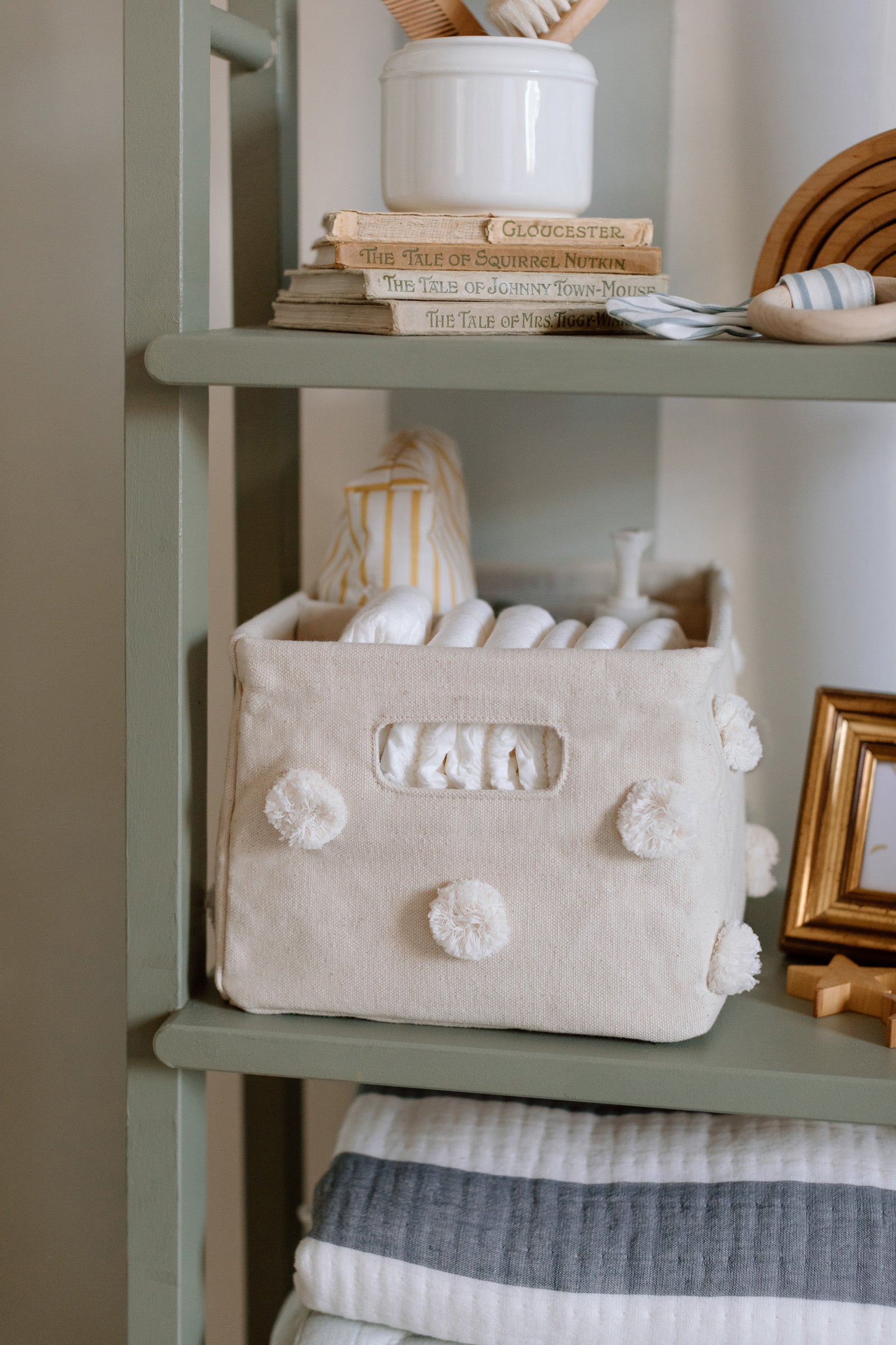 Pom Pom Hideaway Caddy Organizer - Natural