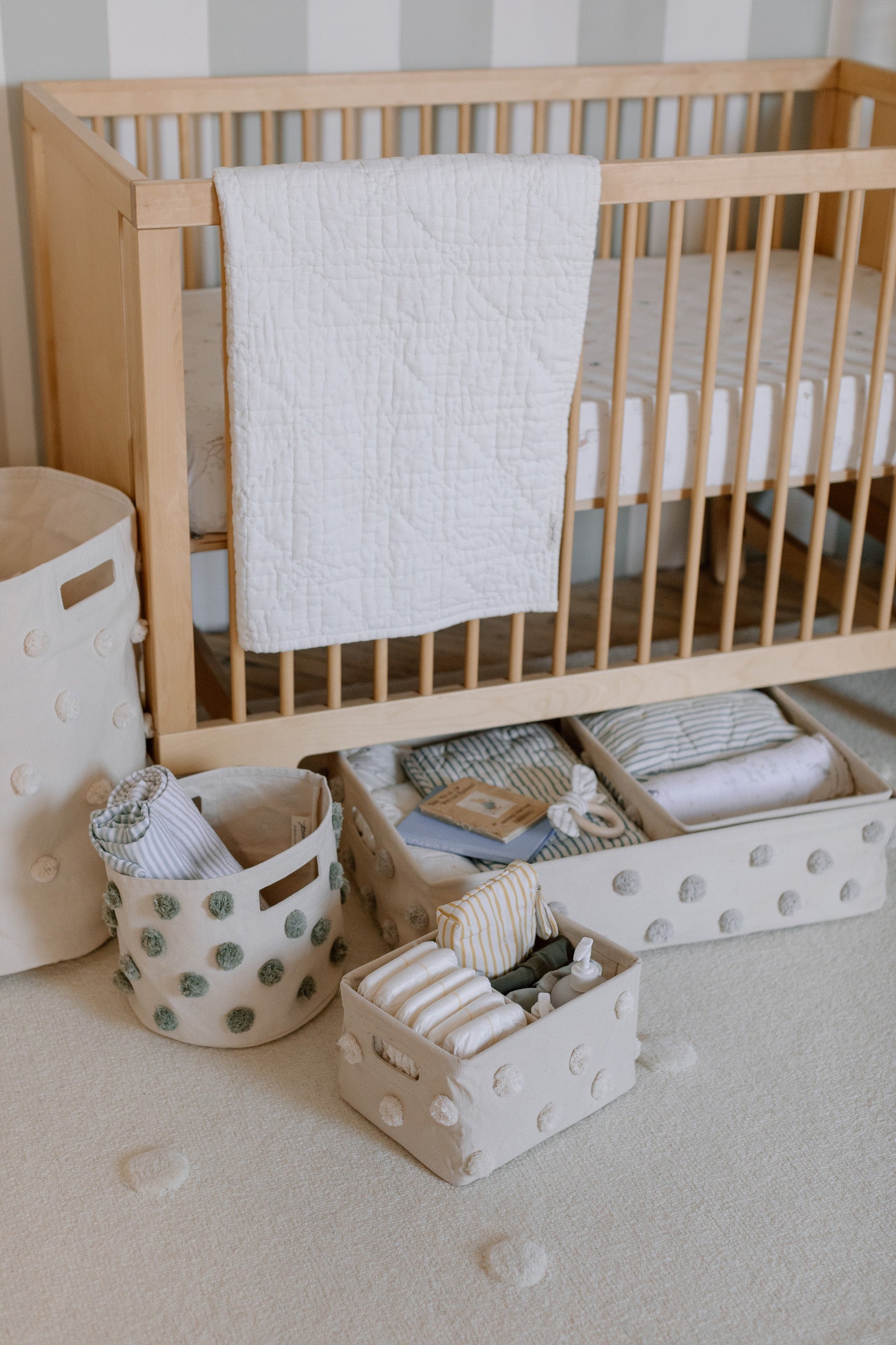 Pom Pom Hideaway Caddy Organizer - Natural