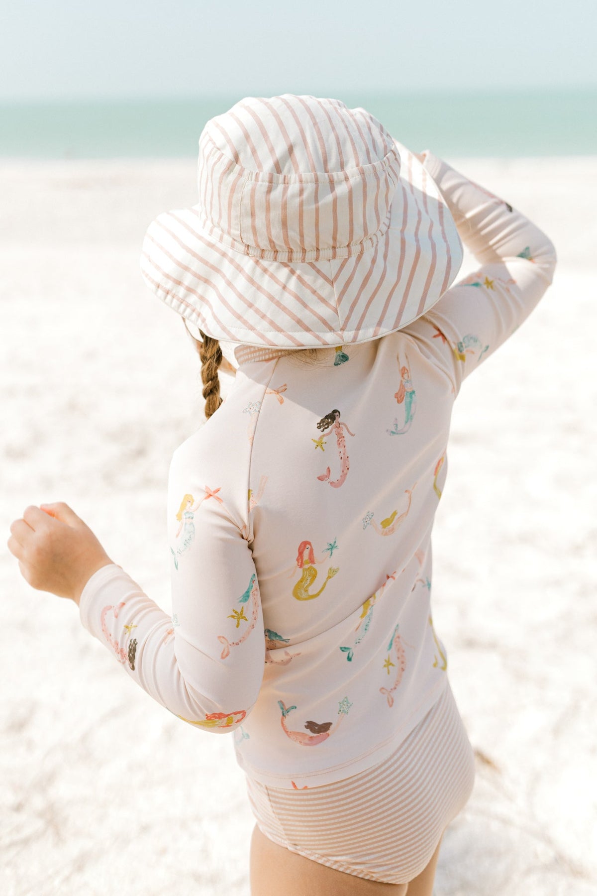 bucket hat stripes away peony
