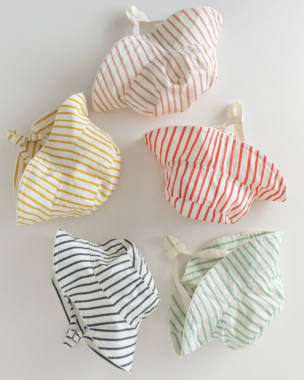 bucket hat stripes away peony
