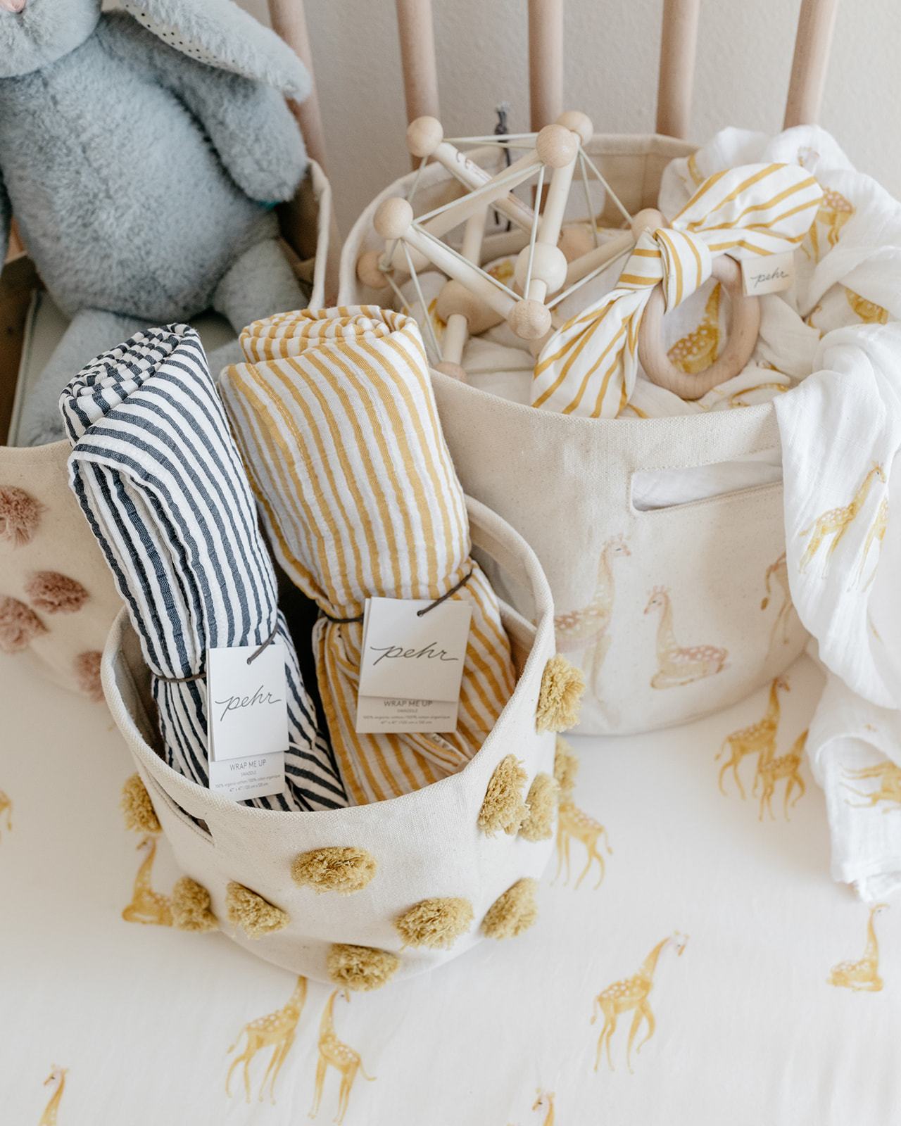 Organic Cotton Muslin Follow Me Swaddle - Follow Me Giraffe