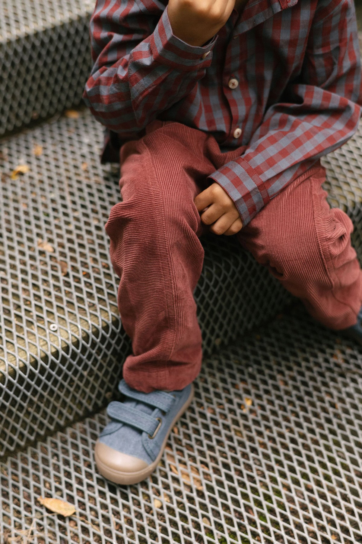 Corduroy Pant - Mulberry- On Model