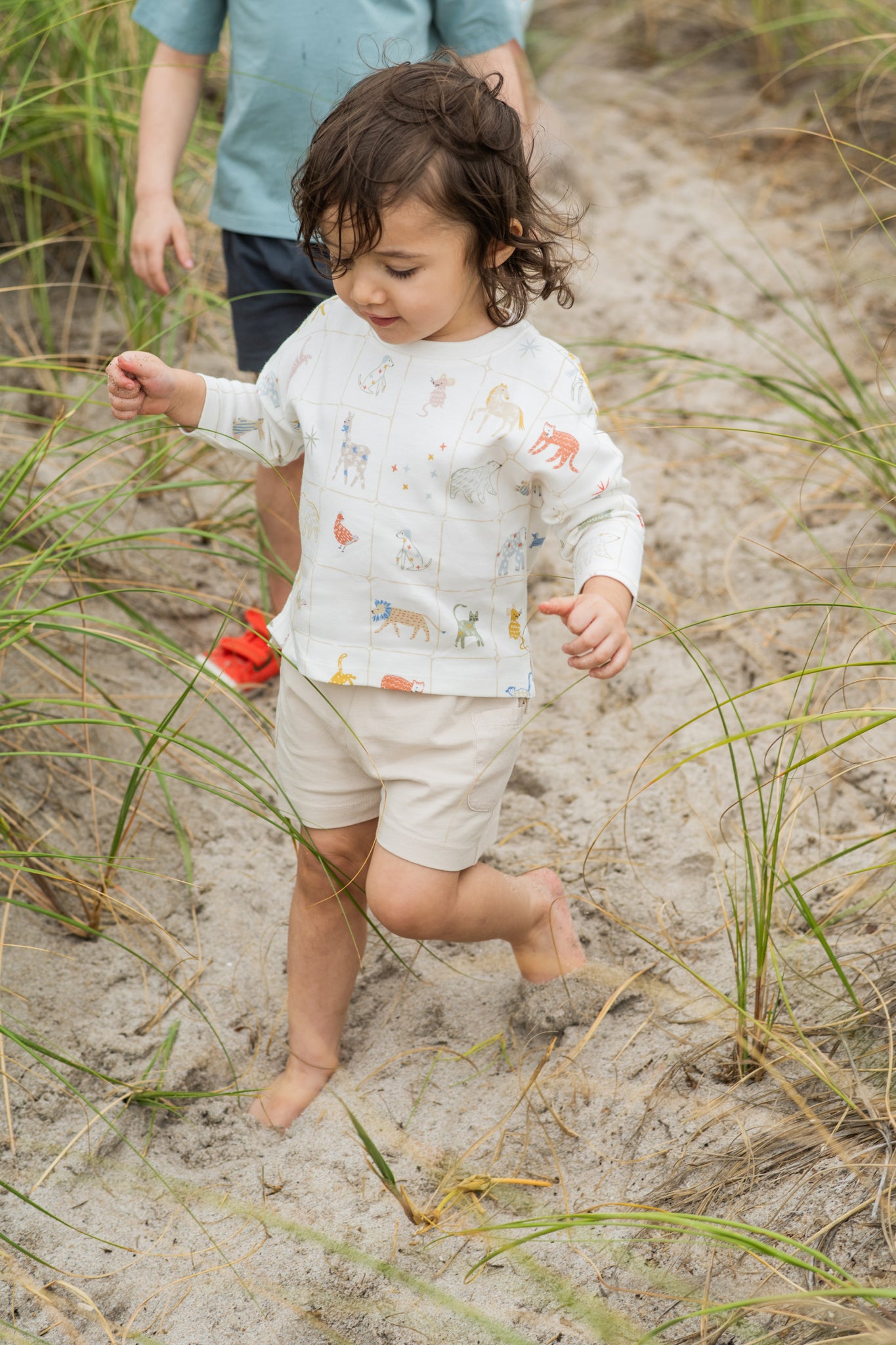 kids dropped shoulder long sleeve top animal shuffle