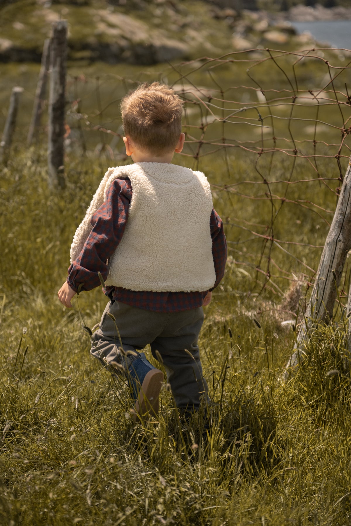 Sherpa Vest - Natural- Back of Toddler
