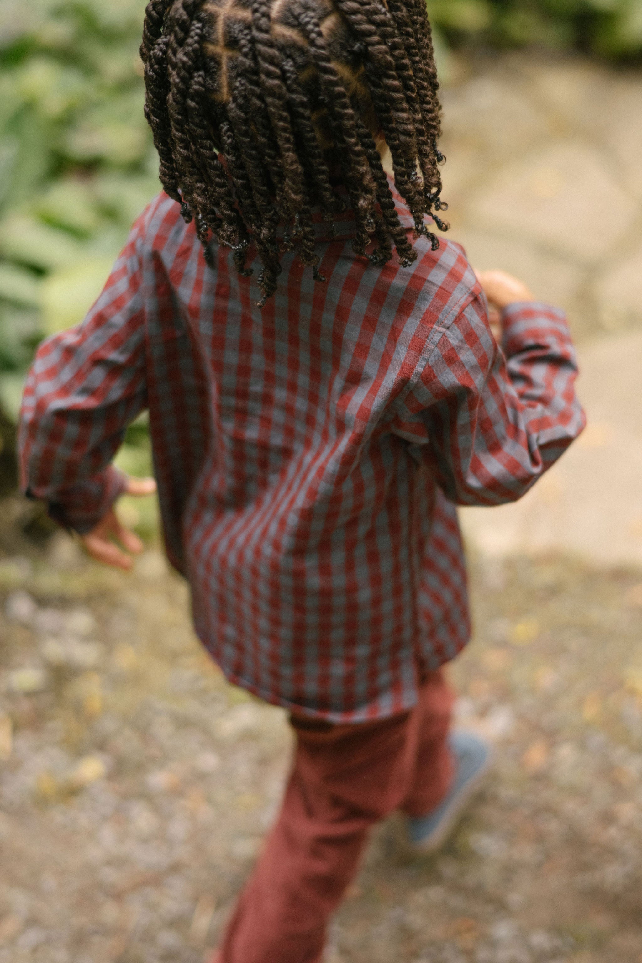 Gingham Button-up Shirt - Mulberry/Harbor- Back- On Model