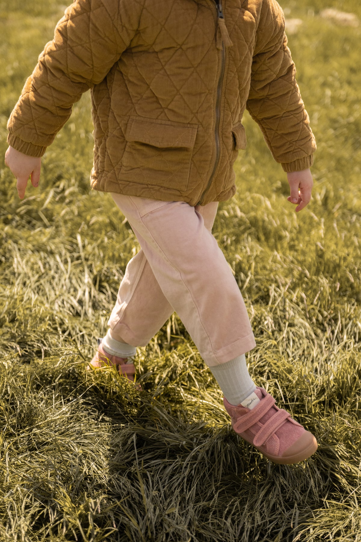 field trip sneaker tea rose on toddler