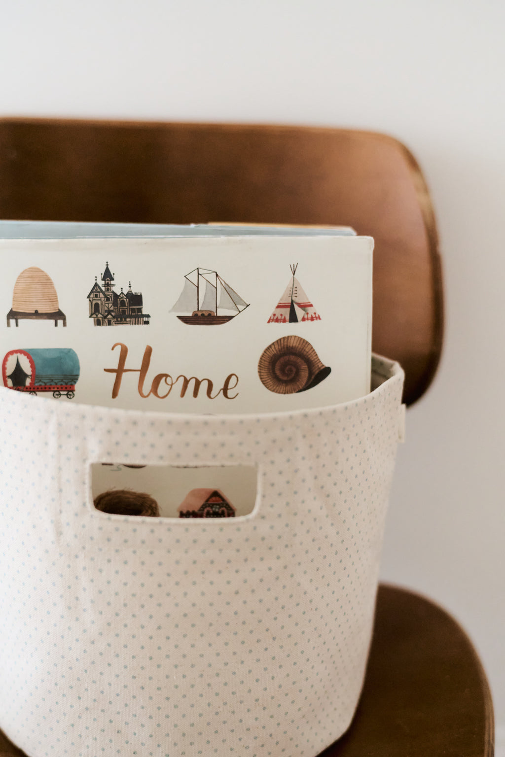 printed basket pint pin dot sea