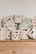 printed basket pint pin dot sea