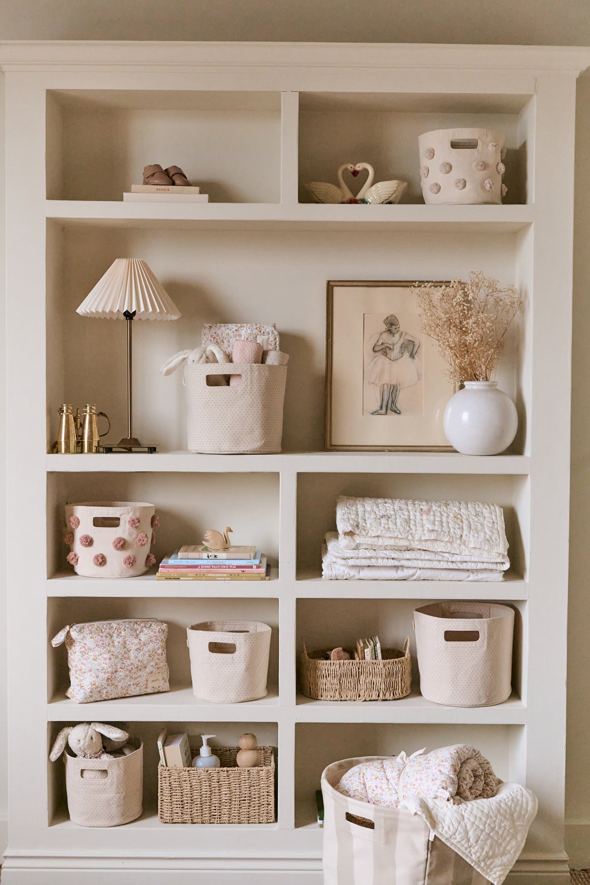 printed basket pint pin dot peony