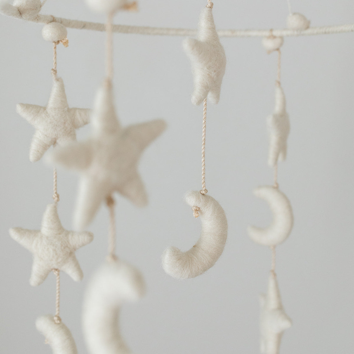 Pehr-Classic Mobile-Stargazer-3