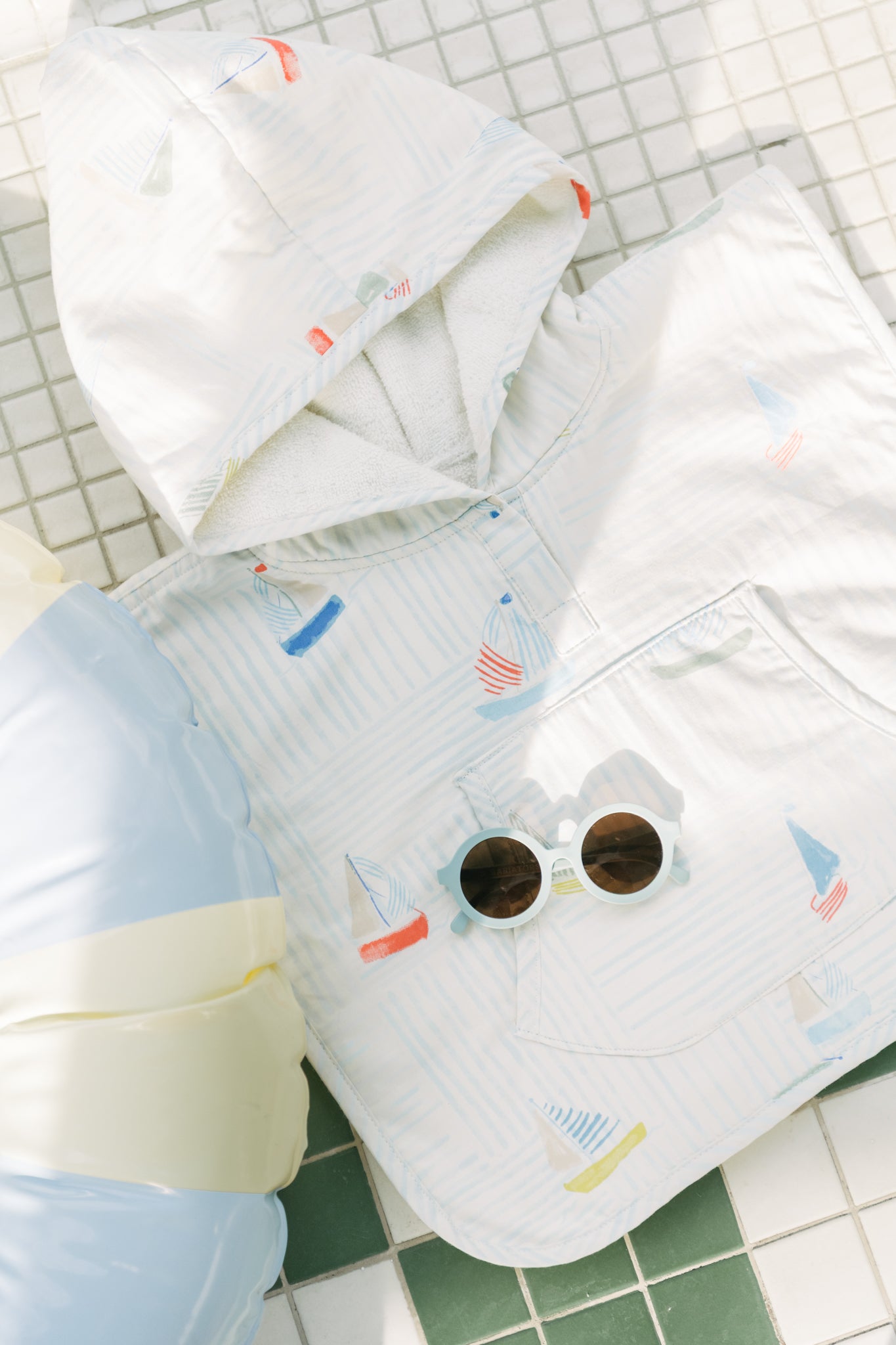 Hooded Poncho Towel - Set Sail