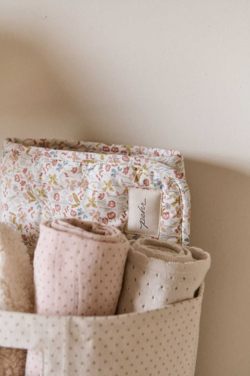 on the go portable changing pad floret